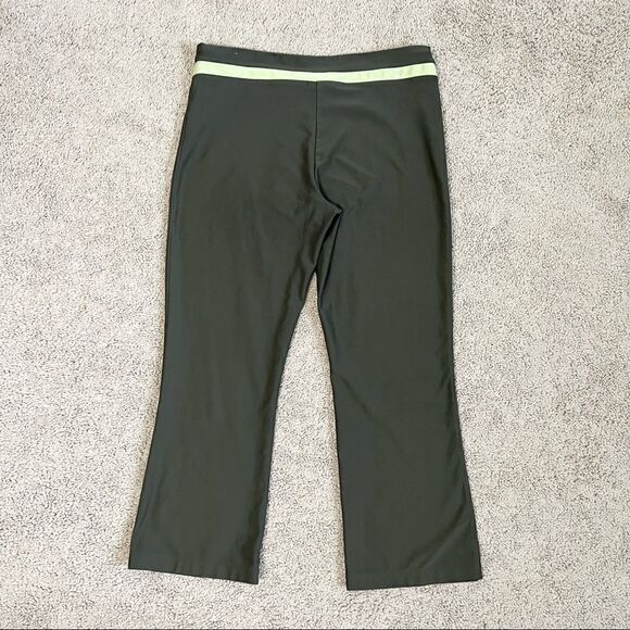 nike Green Dry Fit Active Workout Cropped Leggings Athleisure Gym Medium - Picture 3 of 6